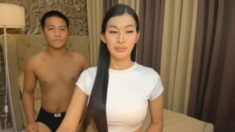 hunkhomerontop online show from 10/14/25, 06:47