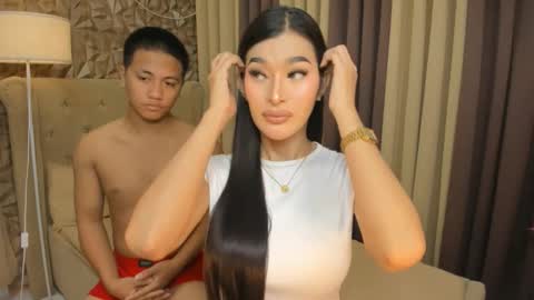 hunkhomerontop online show from 12/02/25, 09:47