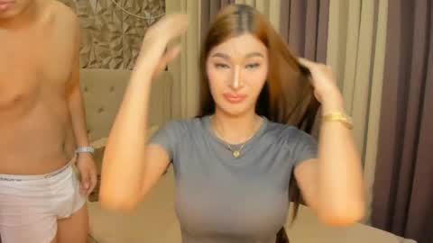 hunkhomerontop online show from 04/21/26, 09:26