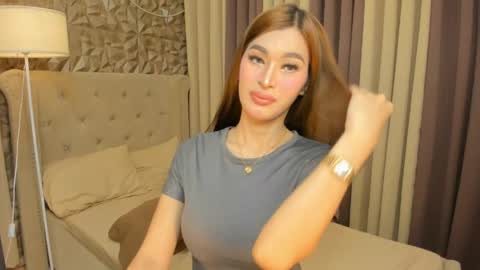 hunkhomerontop online show from 04/30/26, 09:04