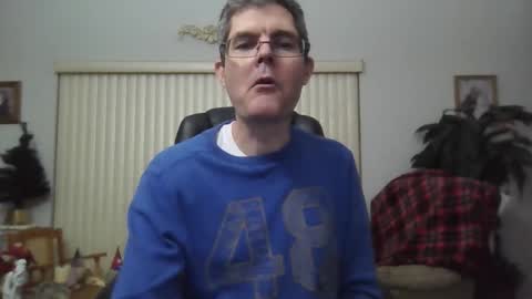 hunkmasclefad458 online show from 12/18/25, 07:03