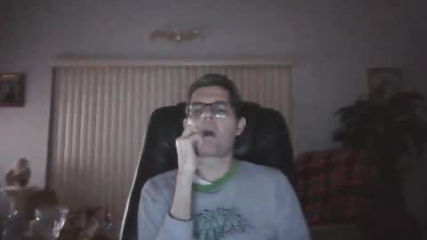 Snapshot of hunkmasclefad458 chatting on 05/04/26, 05:03 hunkmasclefad458 online show from 05/04/26, 05:03