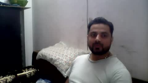 Snapshot of hunkster102 chatting on 06/13/26, 08:12 hunkster102 online show from 06/13/26, 08:12