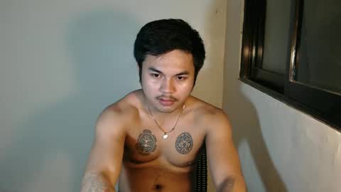Snapshot of hunkyzeus chatting on 01/04/25, 09:10 hunkyzeus online show from 01/04/25, 09:10