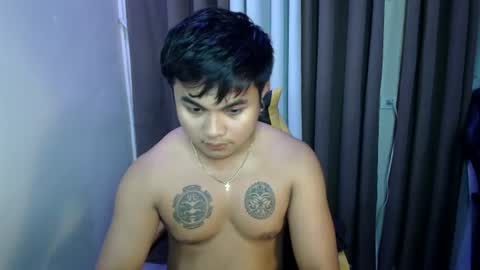 Snapshot of hunkyzeus chatting on 06/22/26, 10:56 hunkyzeus online show from 06/22/26, 10:56