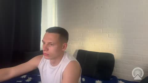Snapshot of hunter_f1t chatting on 06/08/26, 02:12 Hunter online show from 06/08/26, 02:12