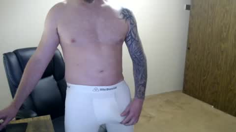 Snapshot of hunter_jayden7 chatting on 06/28/26, 12:49 TypsyT7 online show from 06/28/26, 12:49