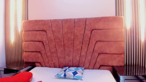 hunter online show from 12/17/25, 03:56