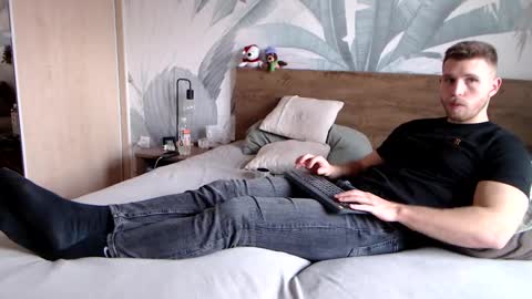 Hunter Bridges online show from 01/12/25, 12:44