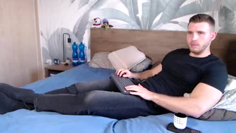 Hunter Bridges online show from 01/28/25, 02:53