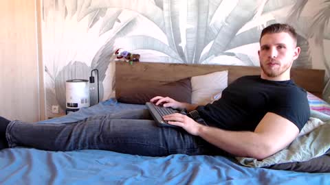 Hunter Bridges online show from 02/20/25, 11:42