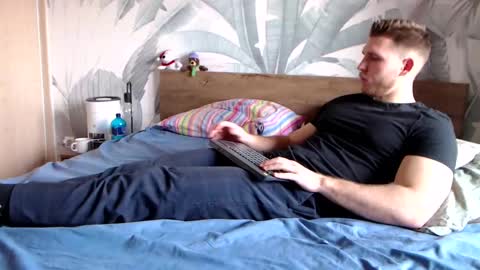 Hunter Bridges online show from 03/07/25, 08:13