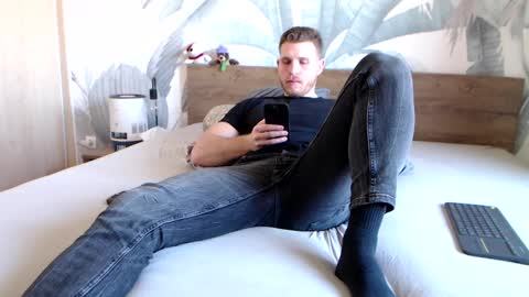 Hunter Bridges online show from 03/08/25, 10:54