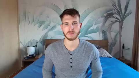 Hunter Bridges online show from 10/18/25, 09:54