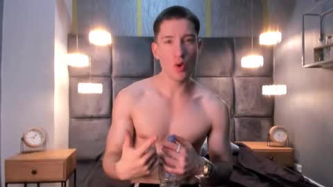 hunterheat_ online show from 11/14/25, 11:53