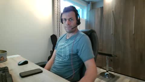 hurley7890 online show from 09/24/25, 03:48