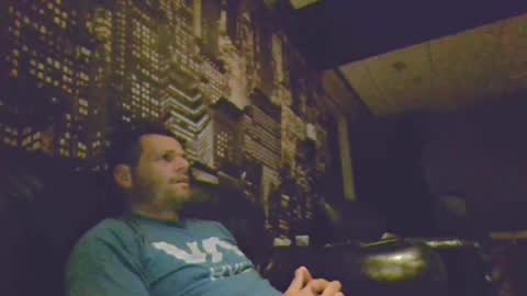Snapshot of hurley7890 chatting on 07/19/26, 01:20 hurley7890 online show from 07/19/26, 01:20