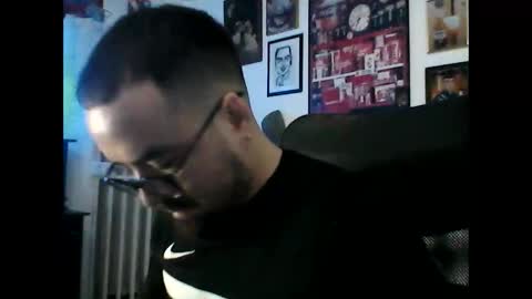 Snapshot of hurtadodirector chatting on 04/06/26, 06:14 hurtadodirector online show from 04/06/26, 06:14