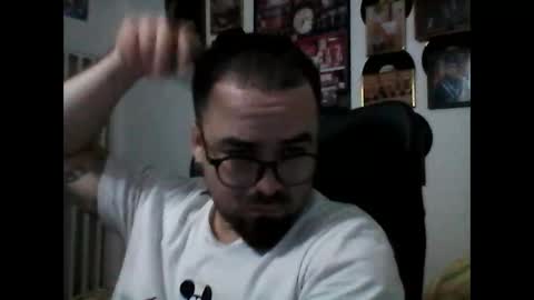 Snapshot of hurtadodirector chatting on 05/04/26, 03:46 hurtadodirector online show from 05/04/26, 03:46
