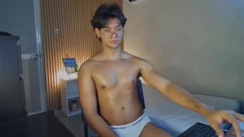 Snapshot of husband_xxx chatting on 02/20/26, 05:15 husband_xxx online show from 02/20/26, 05:15