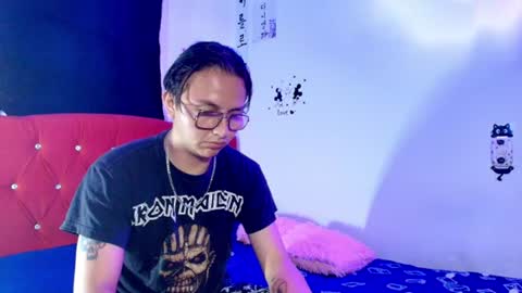 Snapshot of husbands_horny chatting on 06/21/26, 11:02 husbands_horny online show from 06/21/26, 11:02