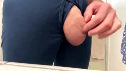 Snapshot of huskey300 chatting on 10/07/25, 04:15 huskey300 online show from 10/07/25, 04:15