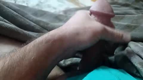 Snapshot of husky1511 chatting on 09/17/25, 07:43 husky1511 online show from 09/17/25, 07:43