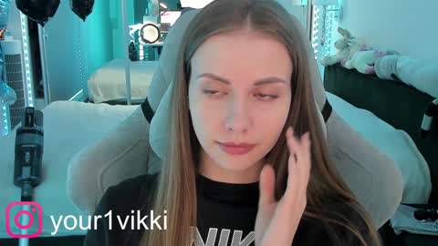 Vika online show from 12/04/24, 08:18