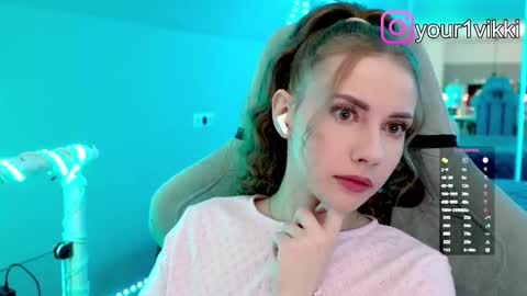 Vika online show from 11/11/25, 10:10