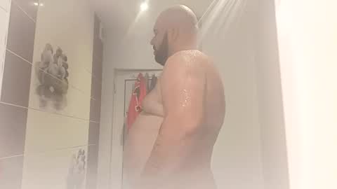 Snapshot of hustlehardd chatting on 11/04/25, 09:36 hustlehardd online show from 11/04/25, 09:36