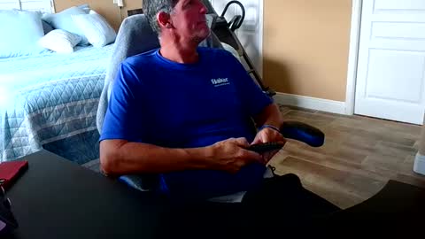 hvacstud4 online show from 04/08/26, 07:14