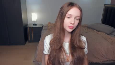 Snapshot of hwadwellingham chatting on 04/03/26, 07:06 Lily online show from 04/03/26, 07:06