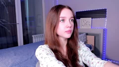 Snapshot of hwadwellingham chatting on 05/24/26, 07:24 Lily online show from 05/24/26, 07:24