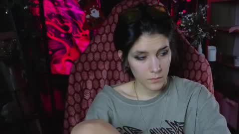 Snapshot of hyeon_jin chatting on 01/07/25, 02:53 Hyeon Jin online show from 01/07/25, 02:53