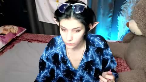 Snapshot of hyeon_jin chatting on 01/13/25, 08:58 Hyeon Jin online show from 01/13/25, 08:58