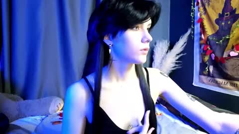 Snapshot of hyeon_jin chatting on 02/11/25, 02:46 Hyeon Jin online show from 02/11/25, 02:46