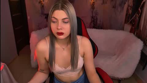 hyileyclark online show from 03/19/26, 01:26