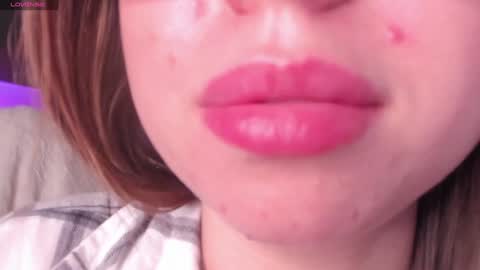 Miley. PVT open i have extra prices on nude show  online show from 12/31/24, 07:40