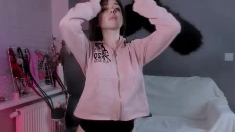 Miley. PVT open i have extra prices on nude show  online show from 01/11/26, 12:15