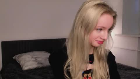 Kate online show from 10/02/25, 02:13