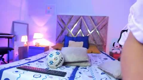 Snapshot of hyunjin_sun chatting on 03/13/26, 02:45 Son Hyunjin online show from 03/13/26, 02:45