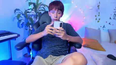 Snapshot of hyunjin_sun chatting on 04/13/26, 04:12 Son Hyunjin online show from 04/13/26, 04:12