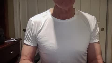 Snapshot of i8bgcq chatting on 12/13/24, 02:38 The Talented Mr. DILFy online show from 12/13/24, 02:38