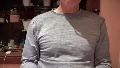 Snapshot of i8bgcq chatting on 01/27/25, 02:10 The Talented Mr. DILFy online show from 01/27/25, 02:10