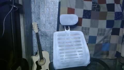 Kim online show from 12/19/24, 07:51