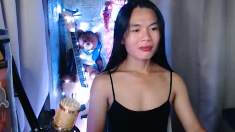 Snapshot of i_am_asian90 chatting on 03/16/26, 04:00 Kim online show from 03/16/26, 04:00