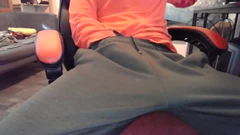 Snapshot of i_am_only_human chatting on 02/01/25, 07:13 lucifer online show from 02/01/25, 07:13