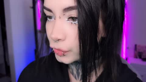Snapshot of i_died_again chatting on 06/21/26, 09:23 Asya online show from 06/21/26, 09:23