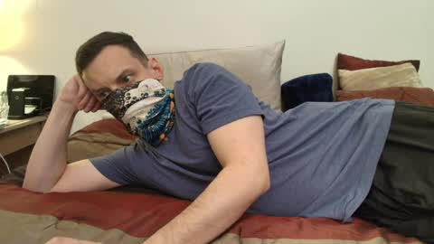 Snapshot of i_o_ro chatting on 03/14/26, 02:39 i o ro online show from 03/14/26, 02:39