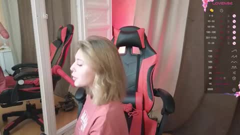 Aysi online show from 10/22/25, 03:12